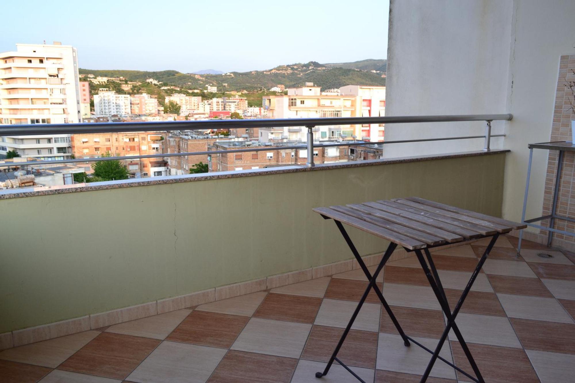 Penthouse Terrace View 4br In The Heart *