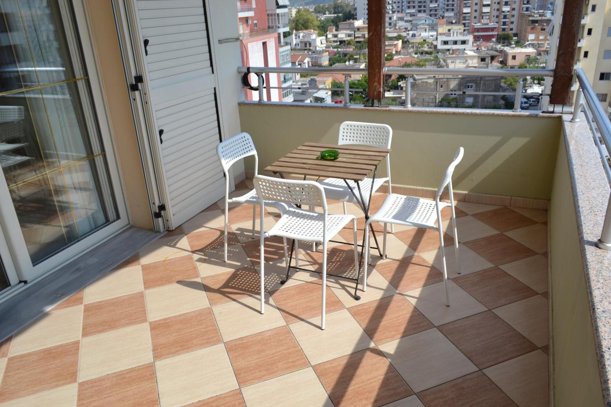 Penthouse Terrace View 4br In The Heart *
