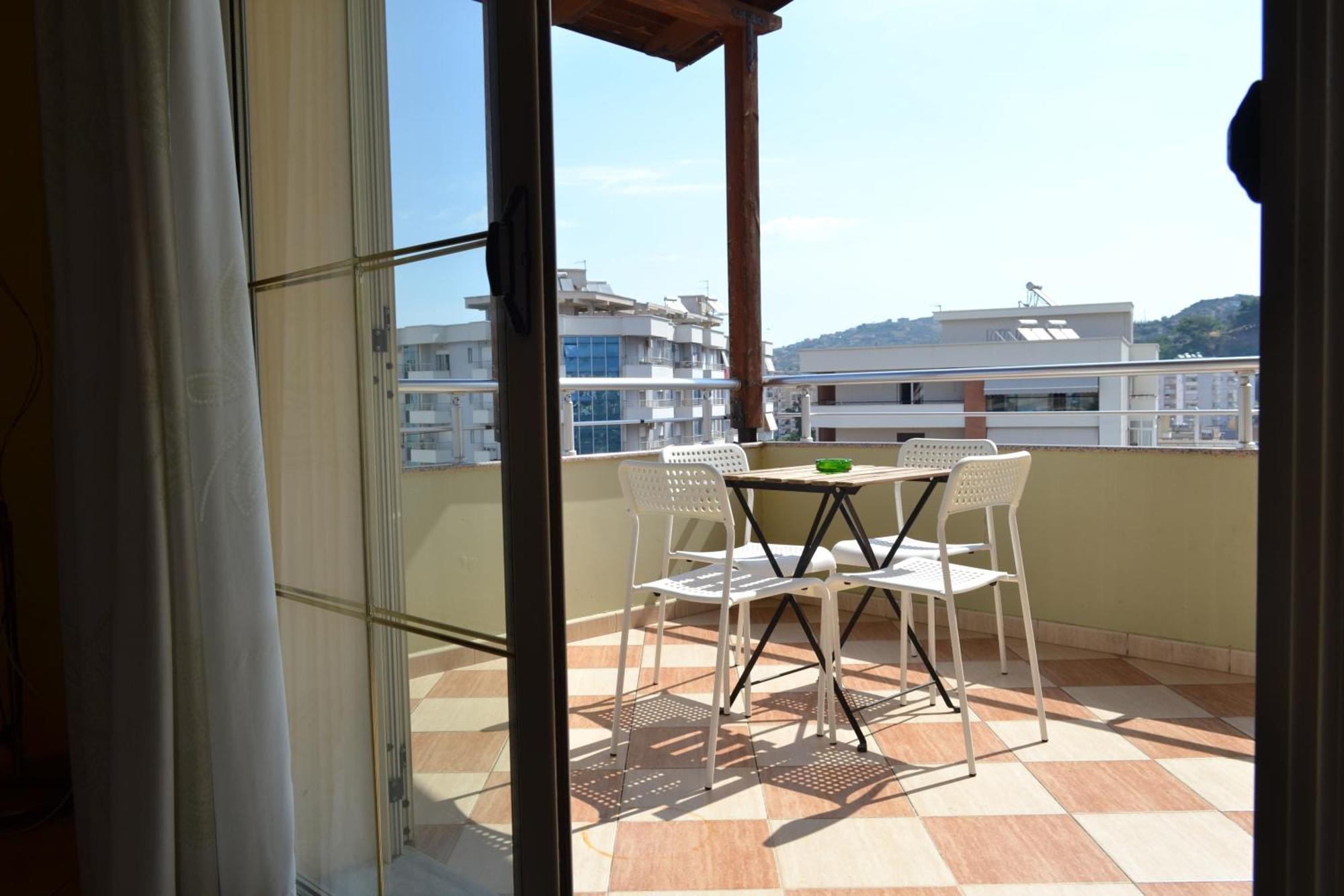 Appartamento Penthouse Terrace View 4br In The Heart