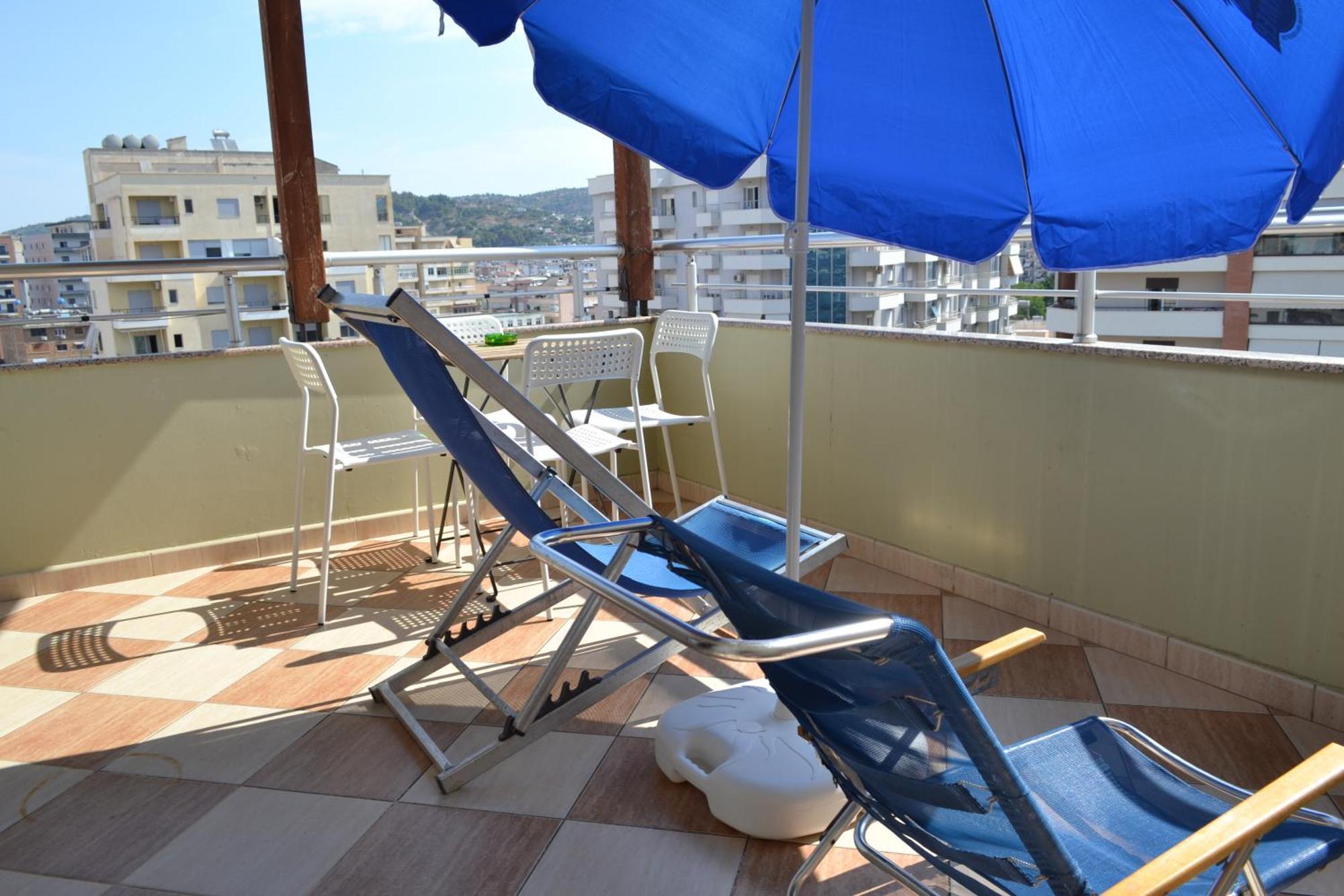 Penthouse Terrace View 4br In The Heart Vlorë