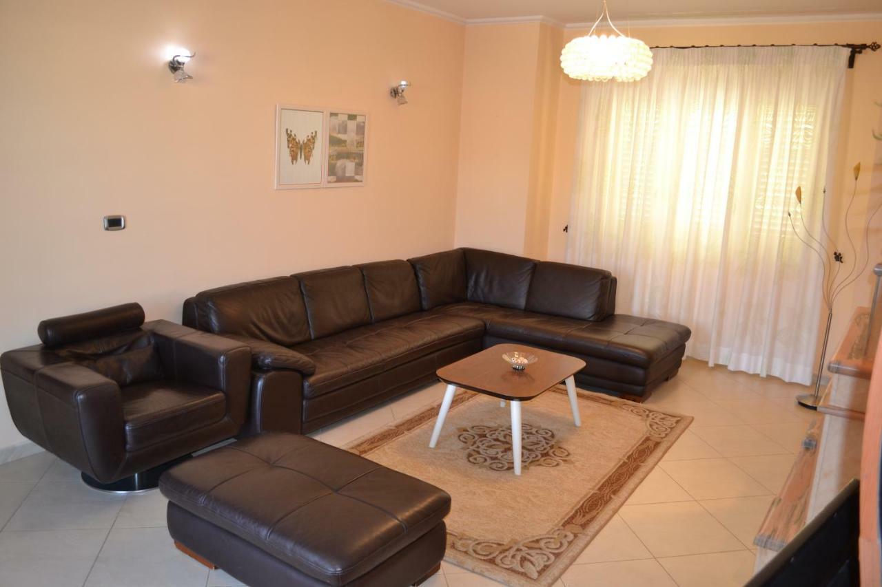 Deluxe Penthouse 3 Bedrooms Apartament Wlora